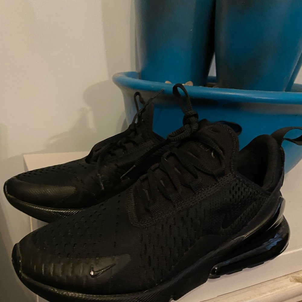 Nike Air Max 270